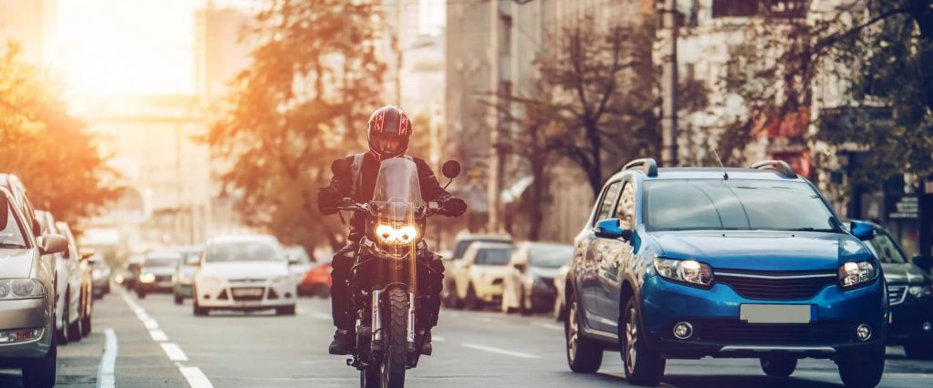 How much does it cost to ship a motorcycle by plane 